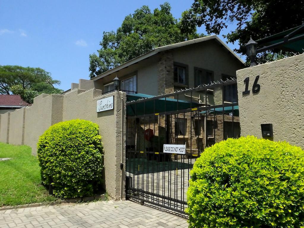 Sunshine Self Catering Apartment Mbombela Exterior photo