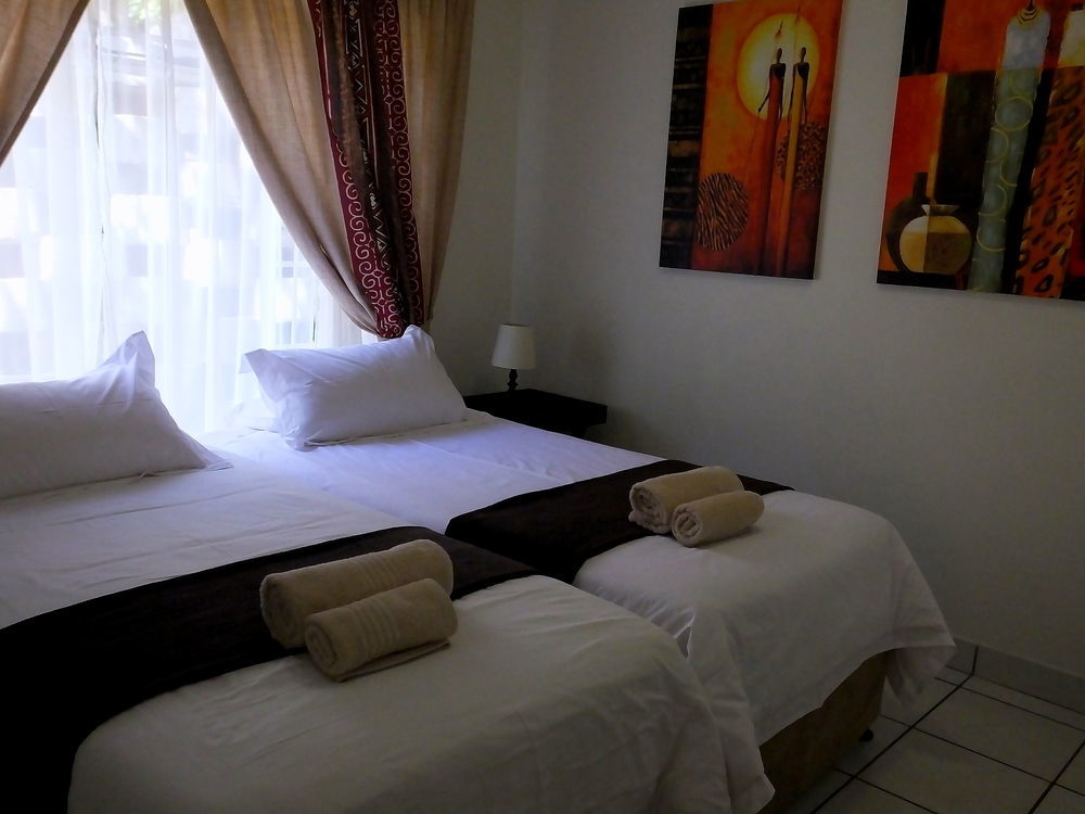 Sunshine Self Catering Apartment Mbombela Exterior photo