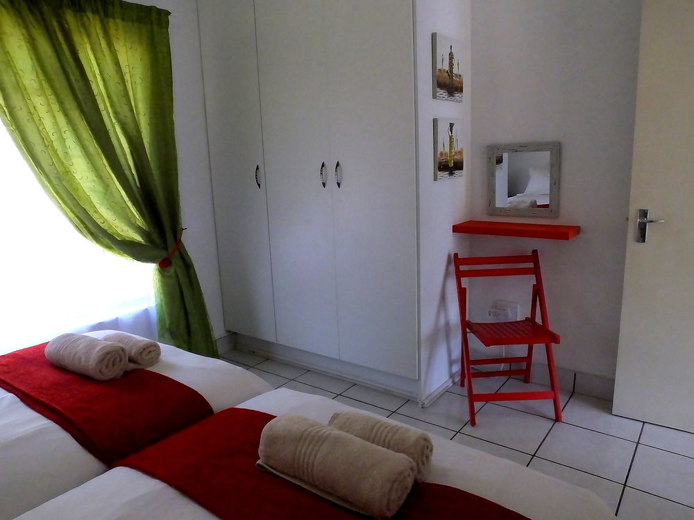 Sunshine Self Catering Apartment Mbombela Exterior photo