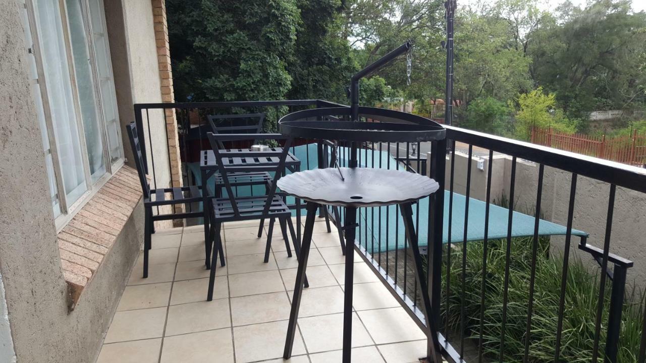 Sunshine Self Catering Apartment Mbombela Exterior photo