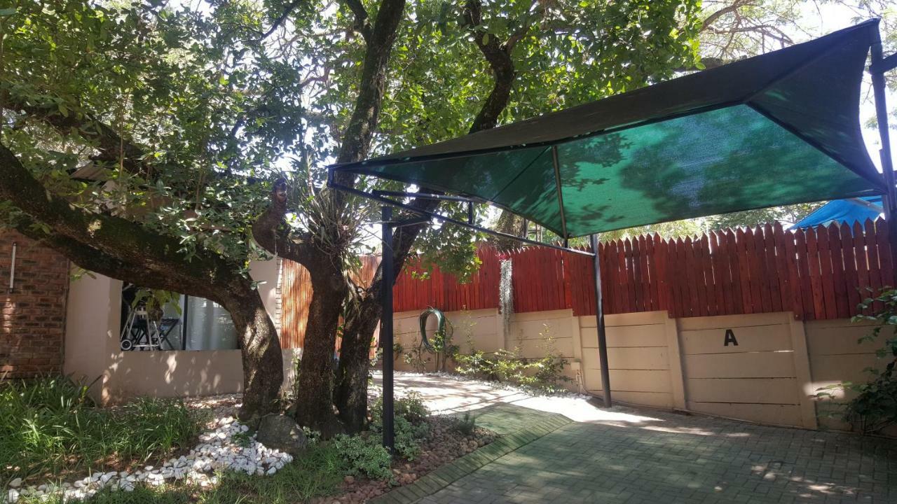 Sunshine Self Catering Apartment Mbombela Exterior photo