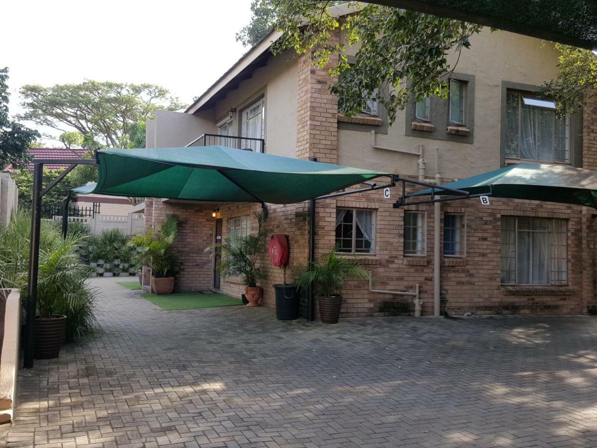 Sunshine Self Catering Apartment Mbombela Exterior photo